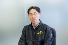 中根 宏也