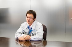 稲吉 啓介
