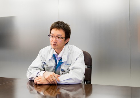 稲吉 啓介