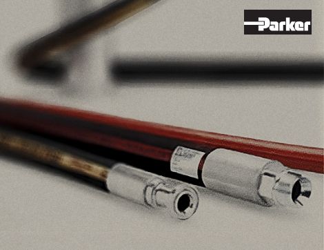 パーカー・ハネフィン 写真